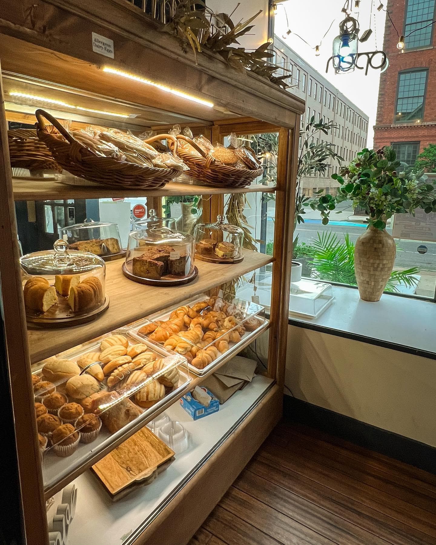 Aurora's Restaurant Too Good To Go listing