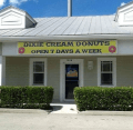 Dixie Cream Donuts logo
